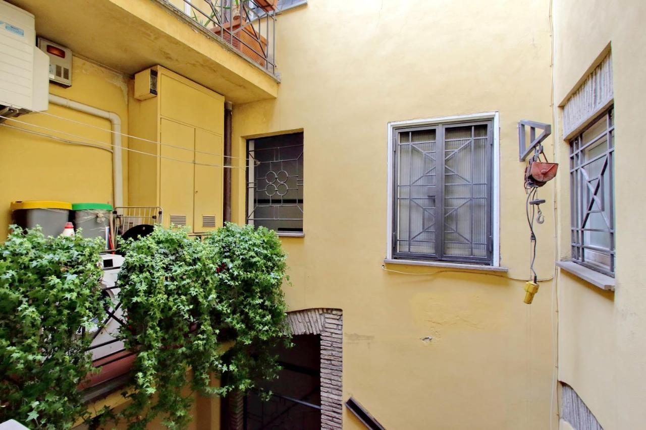 Ych-Farnese Charme Apartment โรม ภายนอก รูปภาพ